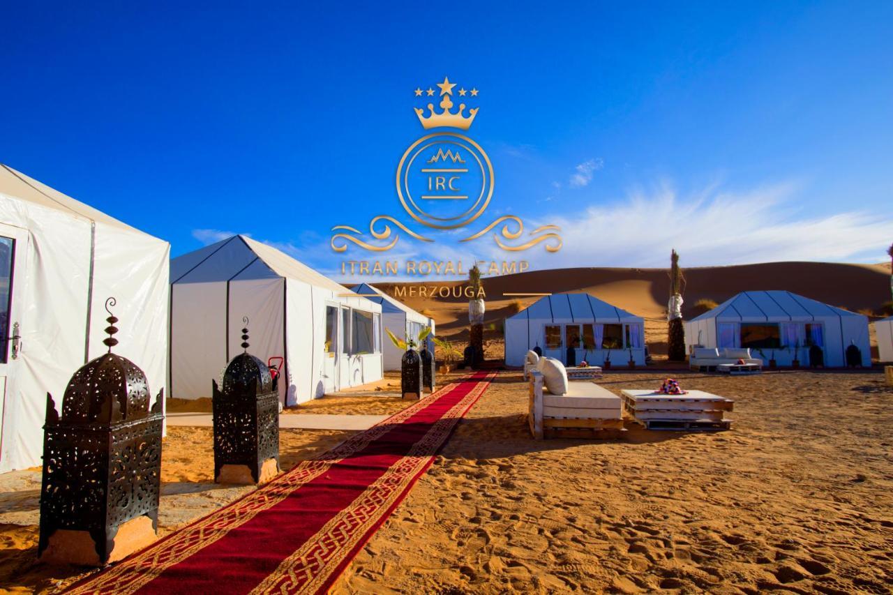 Отель Itran Royal Camp Мерзуга Экстерьер фото