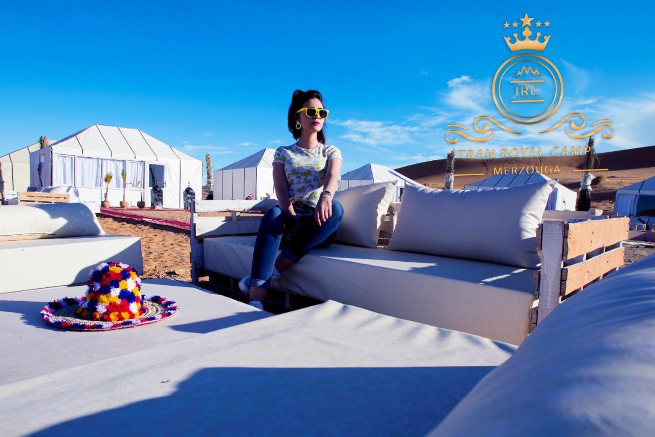 Отель Itran Royal Camp Мерзуга Экстерьер фото