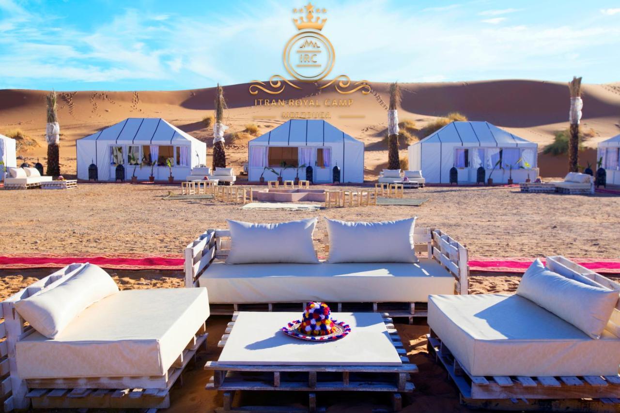 Отель Itran Royal Camp Мерзуга Экстерьер фото