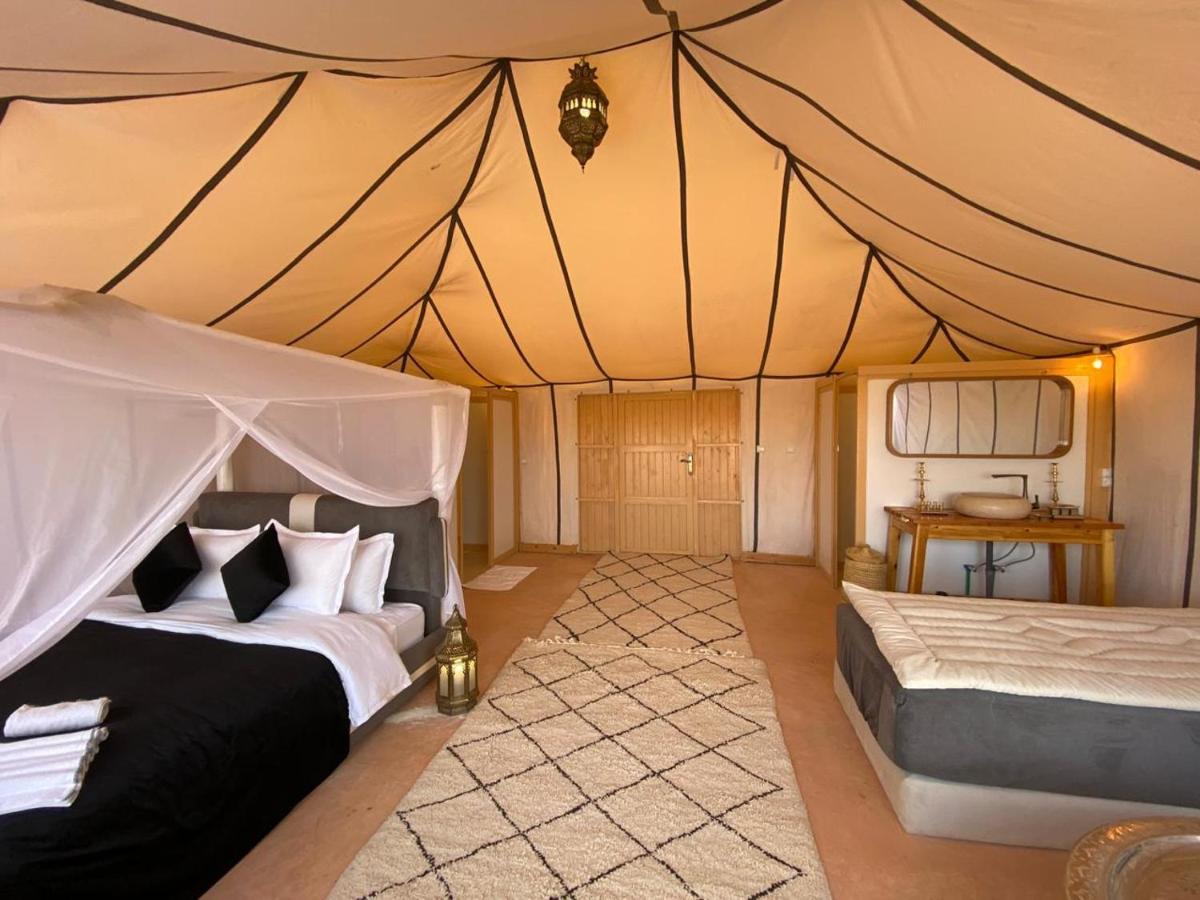 Отель Itran Royal Camp Мерзуга Экстерьер фото